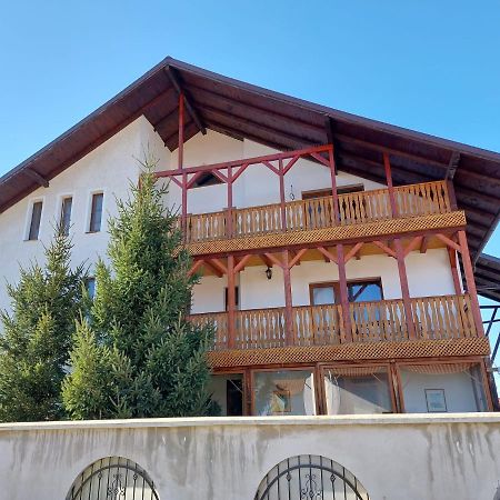 Pensiunea Vera Rîşnov Eksteriør billede